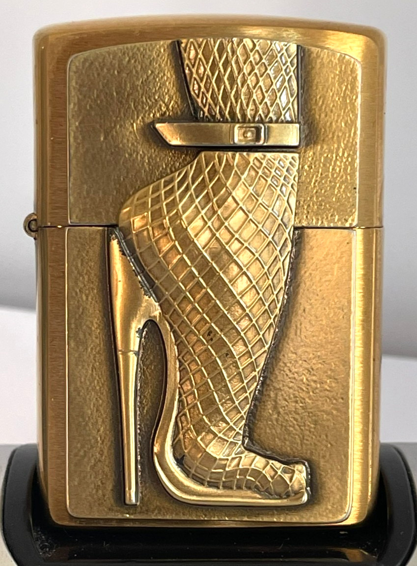 🔥 (New) ZIPPO LIGHTER - 2019 GOLDEN HIGH HEELS Solid Brass BOXED & UNFIRED 🔥