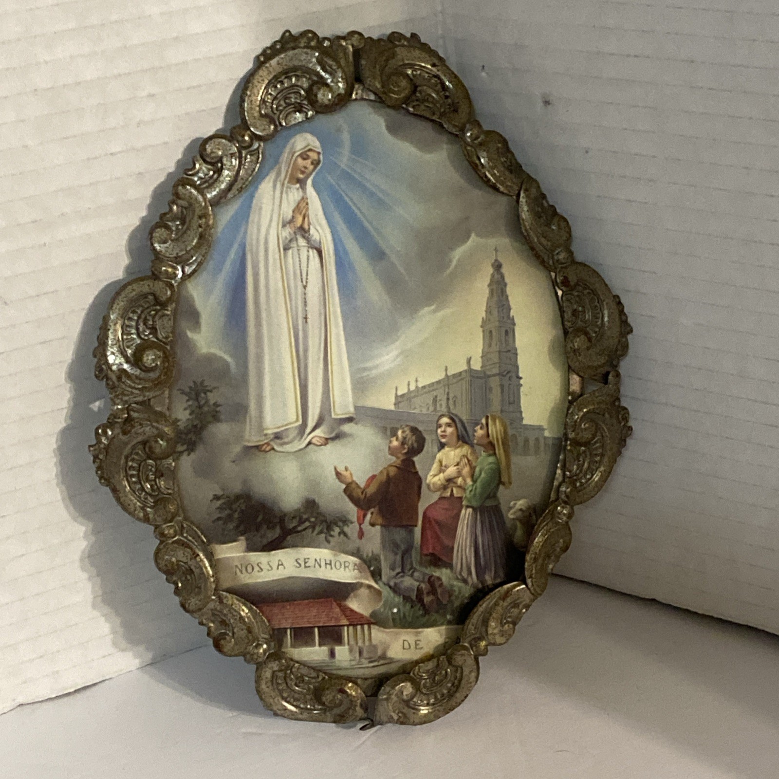 Vtg.Our Lady Of Fatima Devotional Print In Ornate Italian Style Oval Metal Frame