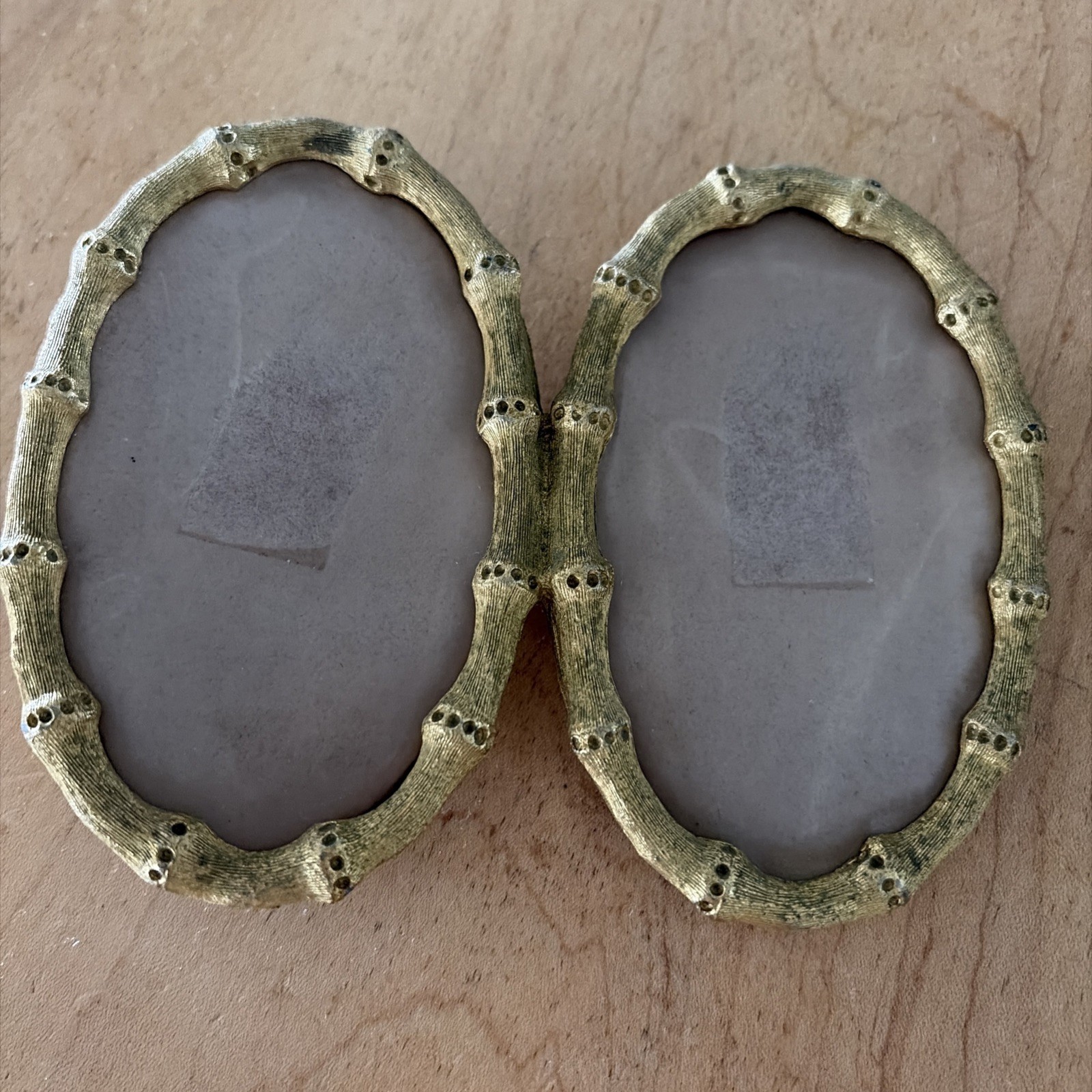 RARE ANTIQUE DOUBLE CONNECTED OVAL GOLD TONE FAUX BAMBOO PHOTO FRAME CHARMING