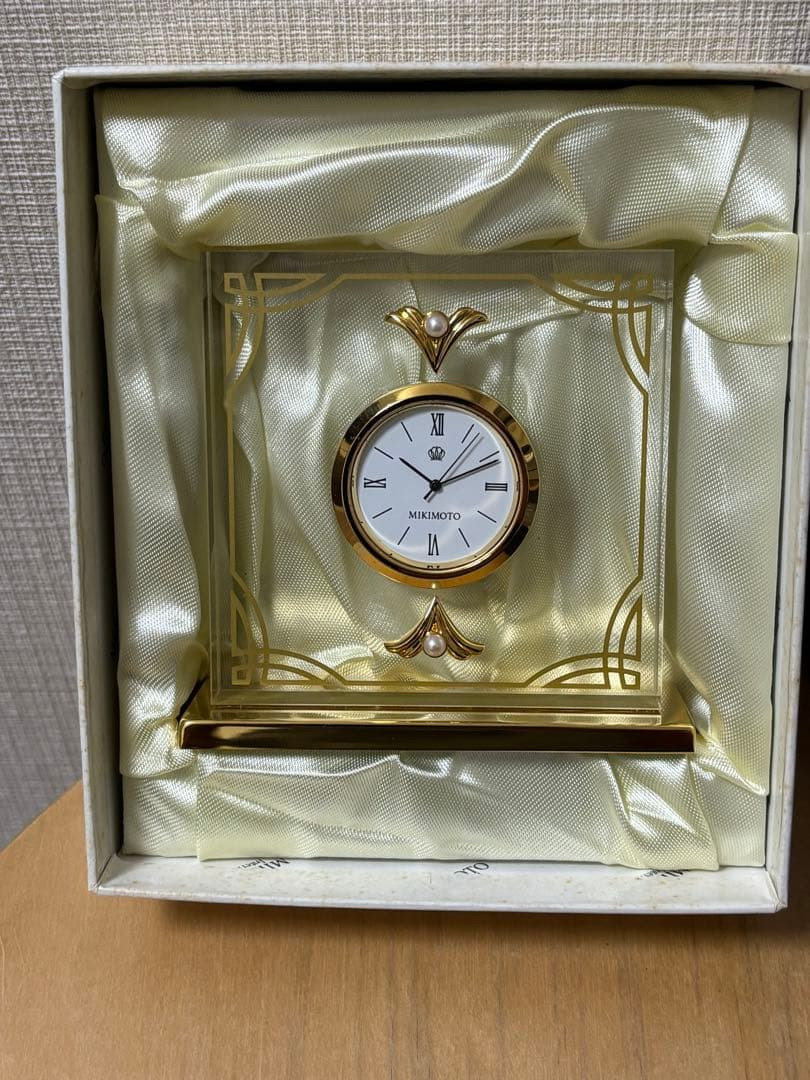 MIKIMOTO Pearl Accent Quartz Desk Clock Vintage Japan