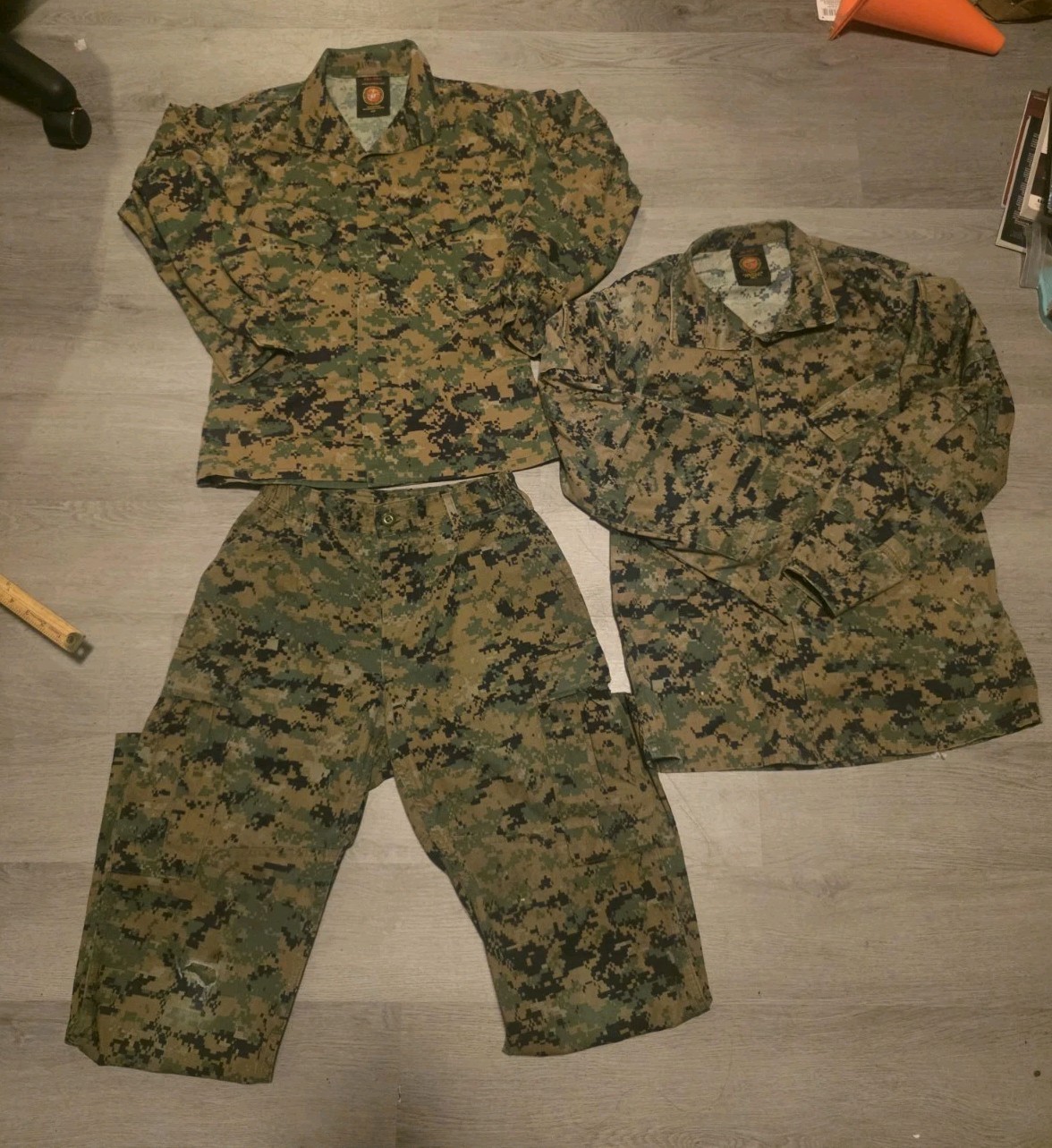 USMC MARPAT Woodland Camo Uniform Lot Small Regular Set & X-Small X-Short Top