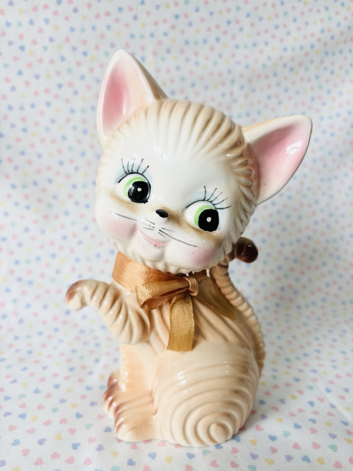Vintage Ceramic Figurine Ribbed Cat Kitty Kitsch Japan Anthropomorphic Big Eye