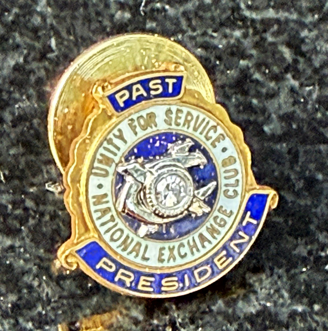 Vintage 10K Solid Gold National Exchange Club Past President Lapel Pin LGB 2.02g