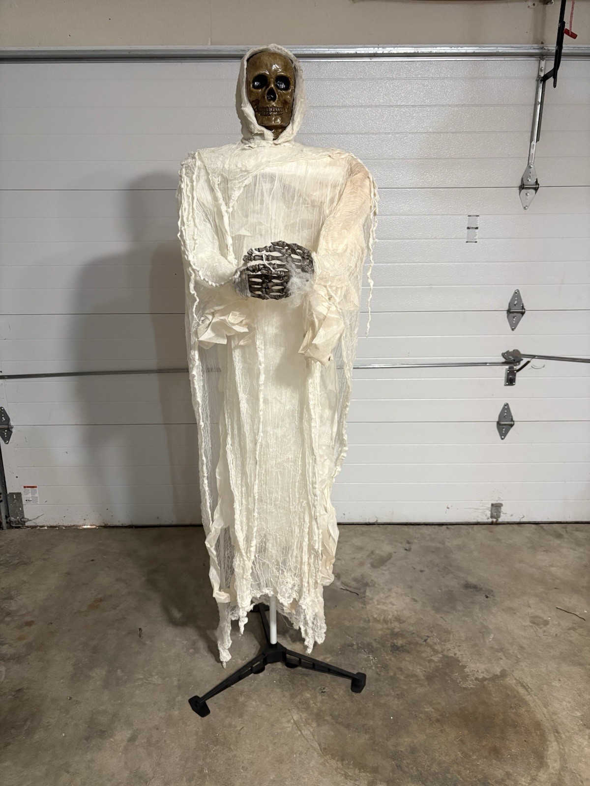Fitco Standing Skull Skeleton Grim Reaper Halloween Life Size Prop Decoration