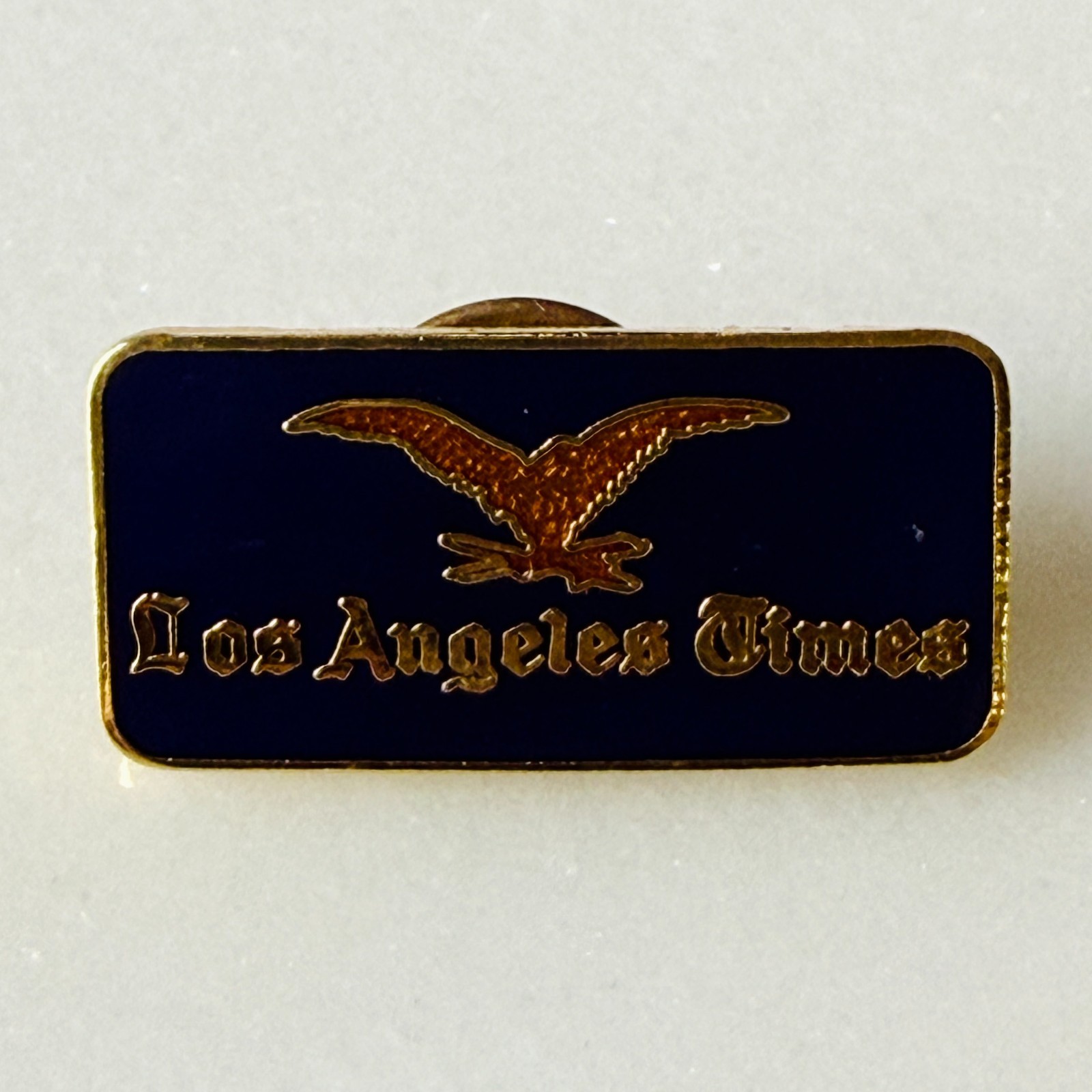 VTG The Los Angeles Times Enamel Logo Lapel Pin Newspaper Collectible Red Blue