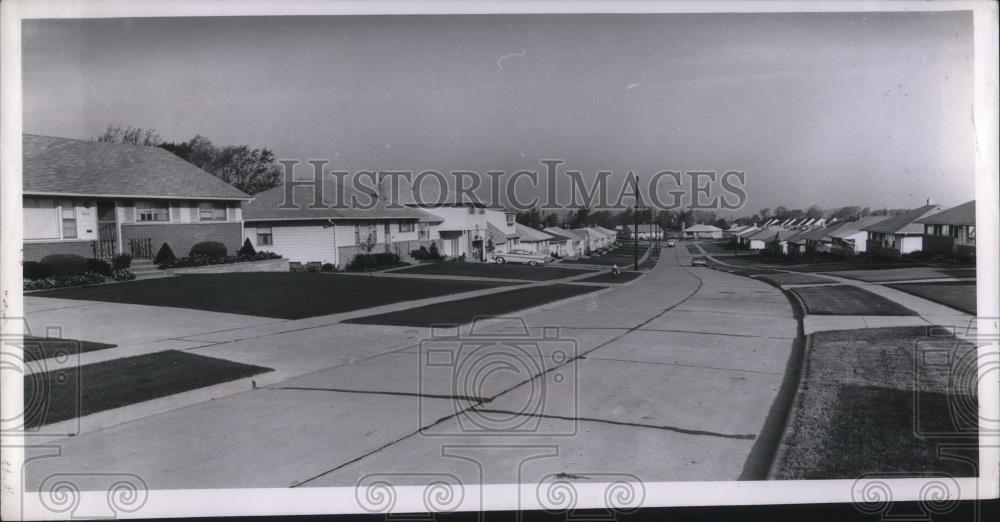 1953 Press Photo Stanford Dr housing units in Cleveland, Ohio