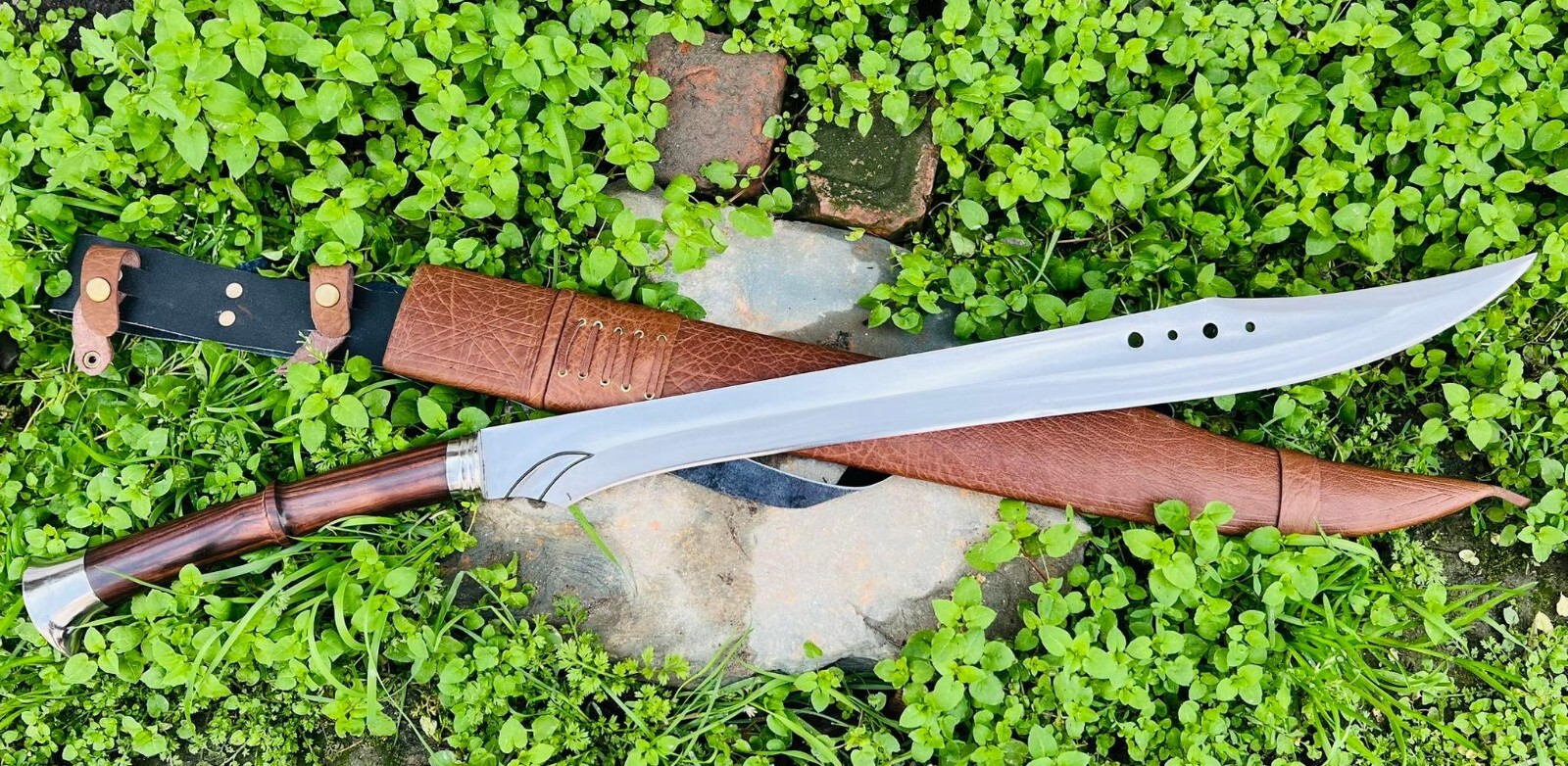 EGKH-26 inches Blade Hand Foged Scimitar swords-Handmade in Nepal-Balance oil 
