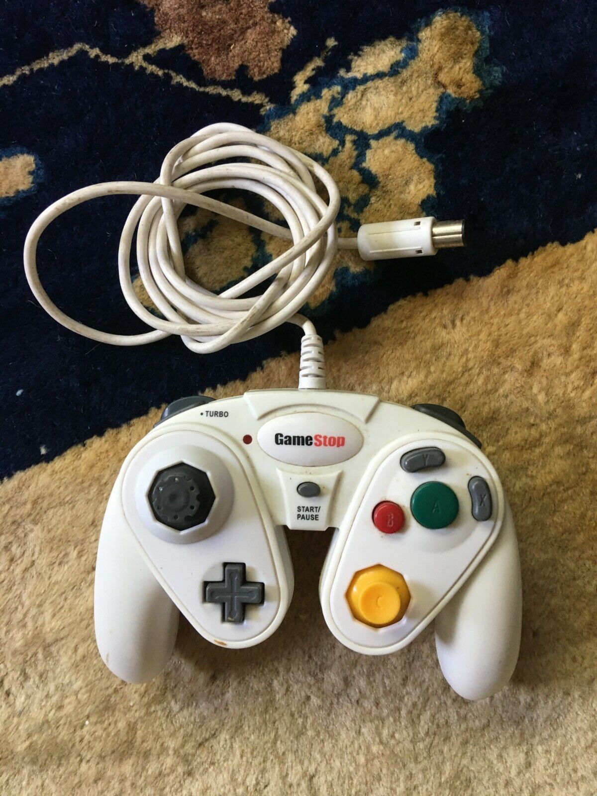 GameStop G3 Wired Turbo Controller for Nintendo GameCube & Wii - White