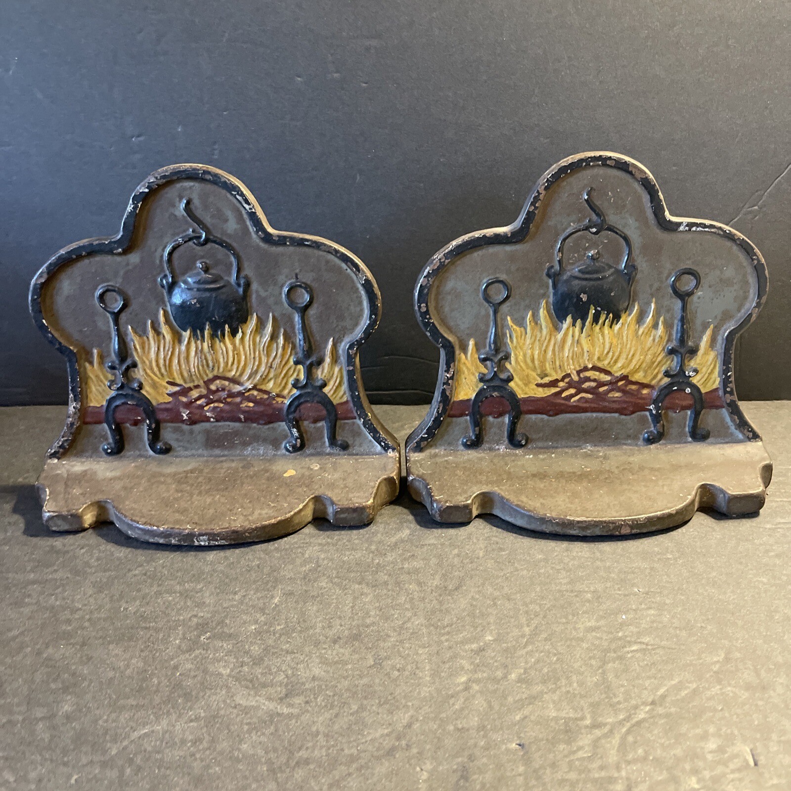 2 Vintage Cast Iron Doorstop Bookend Fireplace Scene 5.5” Tall 6.25” Wide Preown