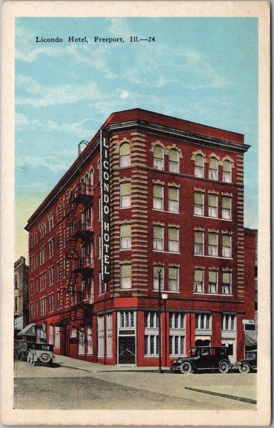 Vintage 1930s FREEPORT, Illinois Postcard LICONDO HOTEL Street View Kropp Unused