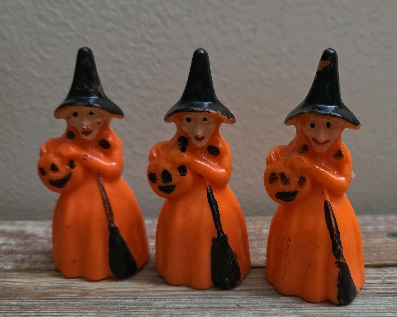 Lot of 3- Vintage Halloween Witch Hard Plastic Figure Party Favor 3”  1960s