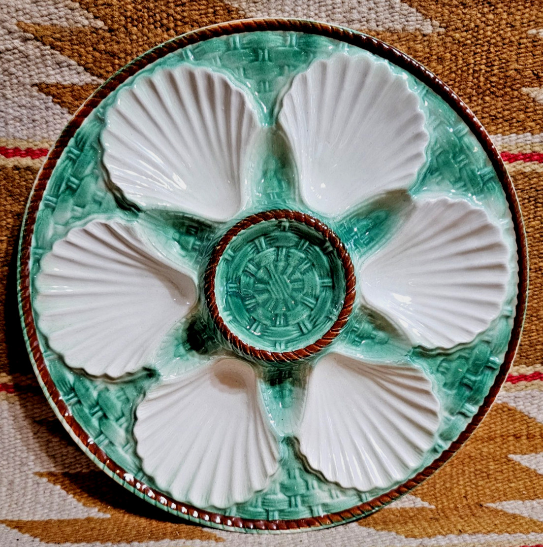 BEAUTIFUL Antique 1920s French Longchamp Basketweave Oyster Plate Green & White