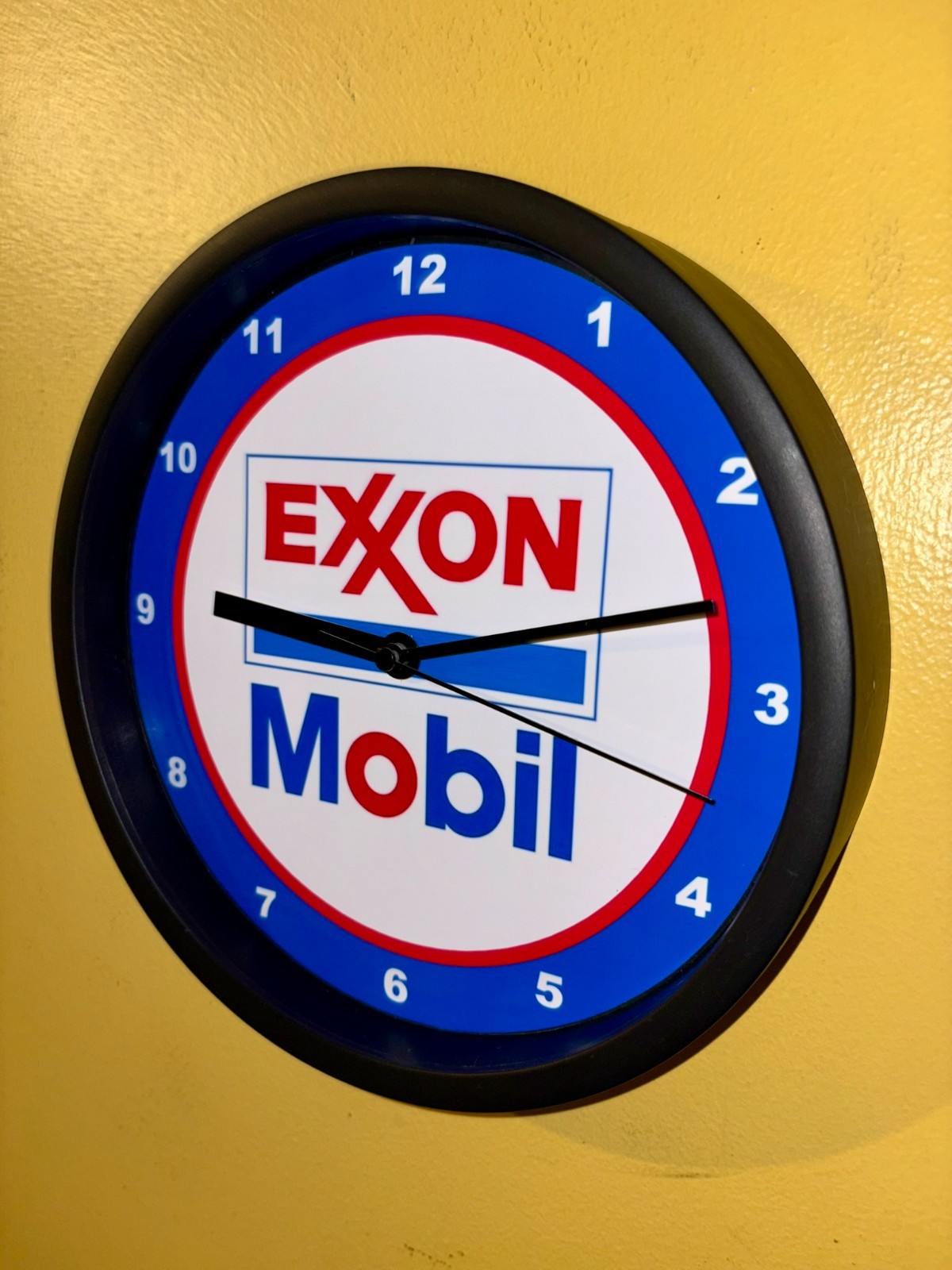 Exxon Mobil Gas Service Station Oil Garage Man Cave Clock Advertising Sign