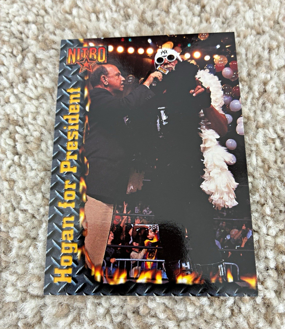 TOPPS 1999 WCW/nWo NITRO STARS HOGAN FOR PRESIDENT HULK HOGAN #67 CARD