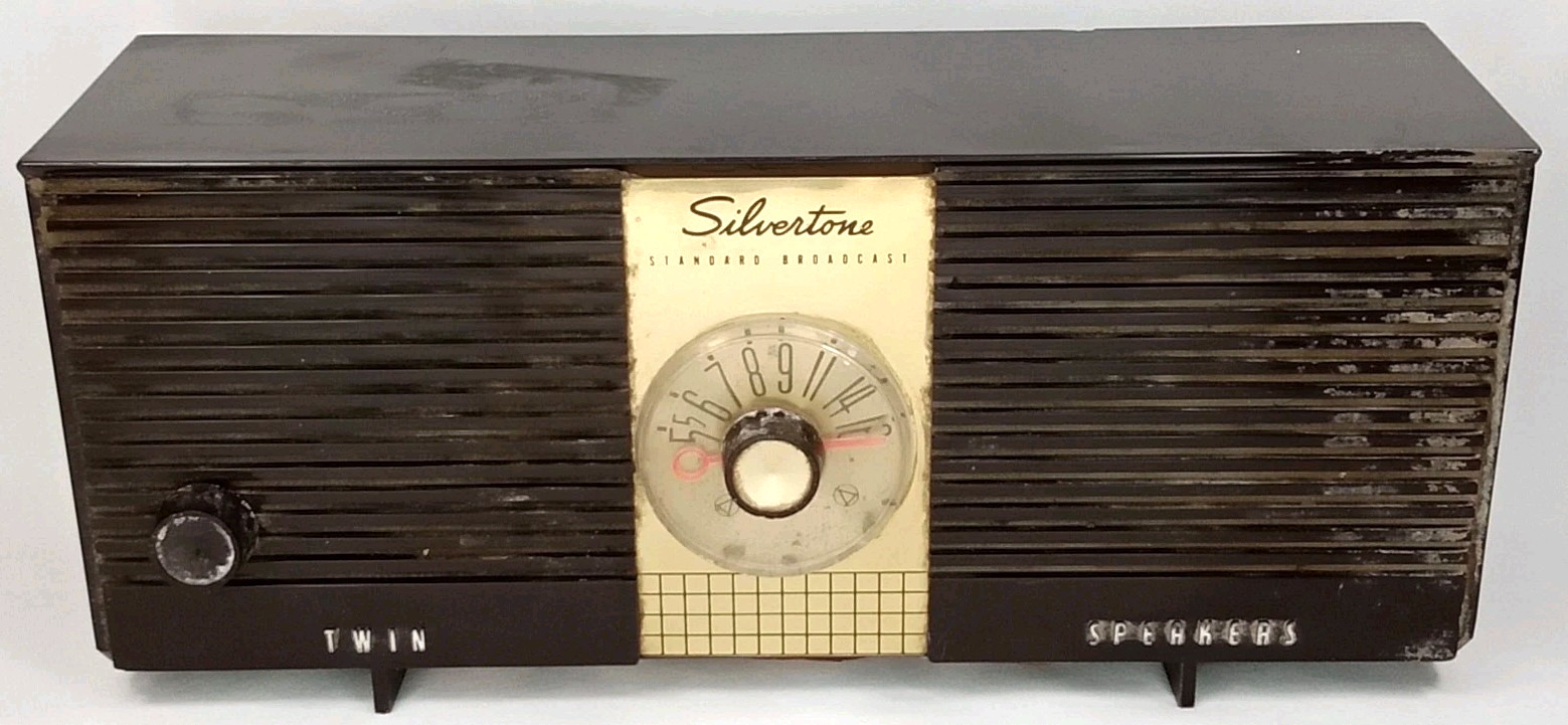 Vintage 1959 Silvertone Tube Radio Model 9004 Brown Made In USA