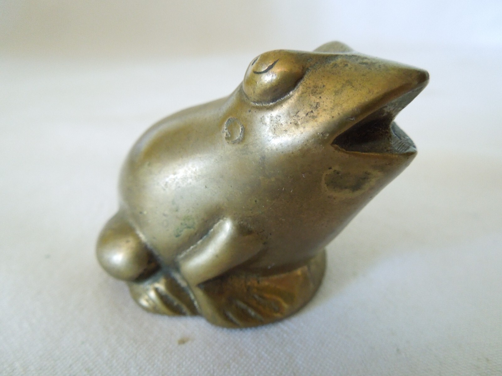 Frog Figurine Solid BrassHandmade 1 3/4