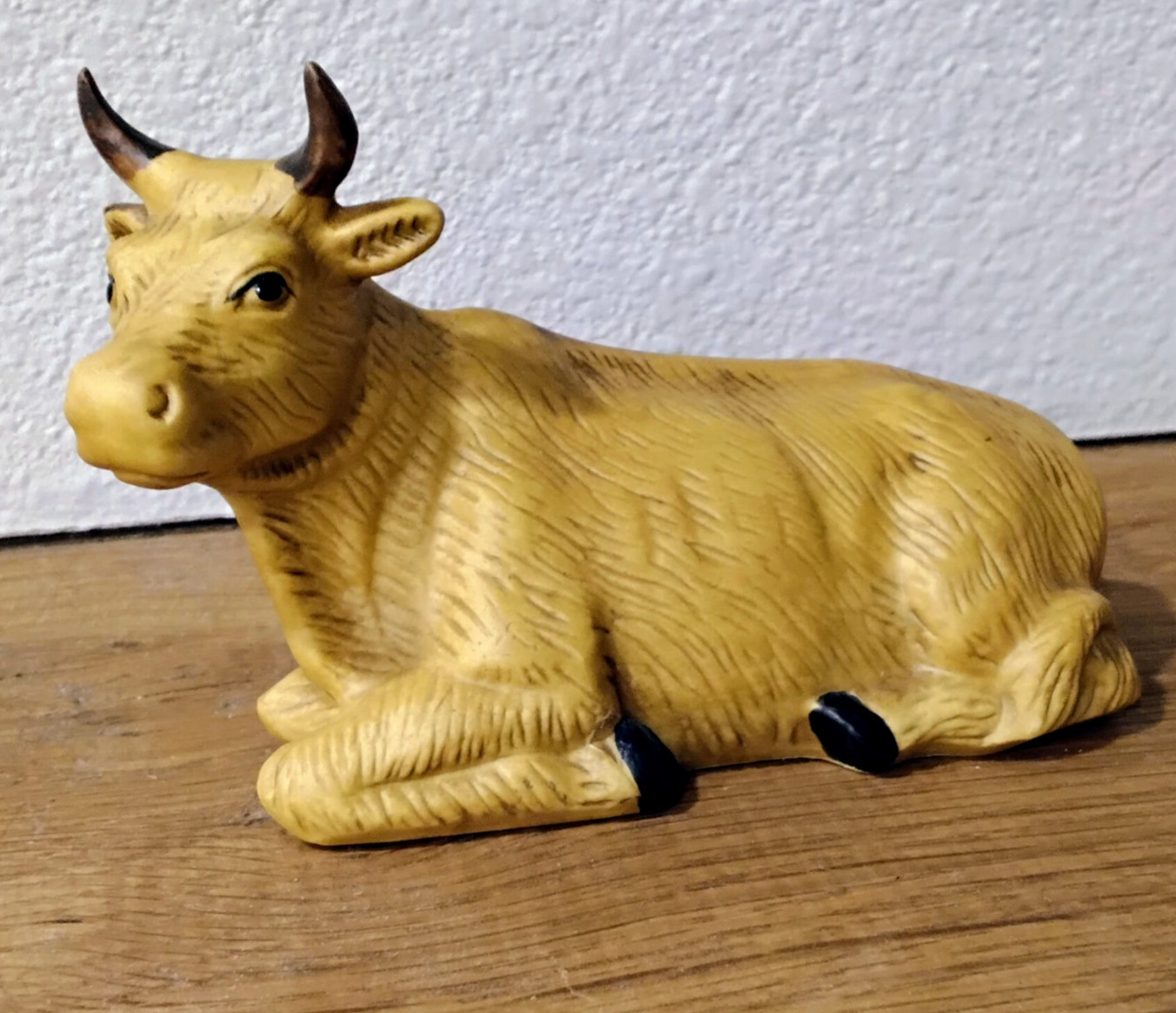 VTG Kirkland Signature Porcelain Nativity Set Replacement Laying Ox (Cow) Bull