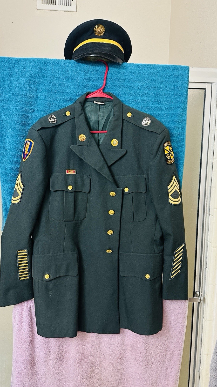 Vintage US Army Class A Dress Green Uniform Jacket & Hat Bundle 1st Aviation SFC