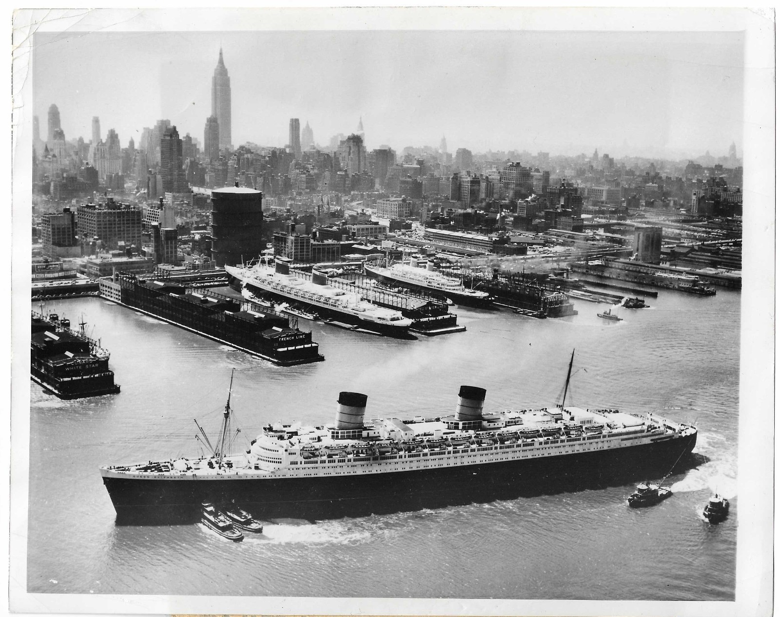 SS UNITED STATES Ready For Maiden Voyage 6/30/52 Vintage Press Photo NY Dock 7x9