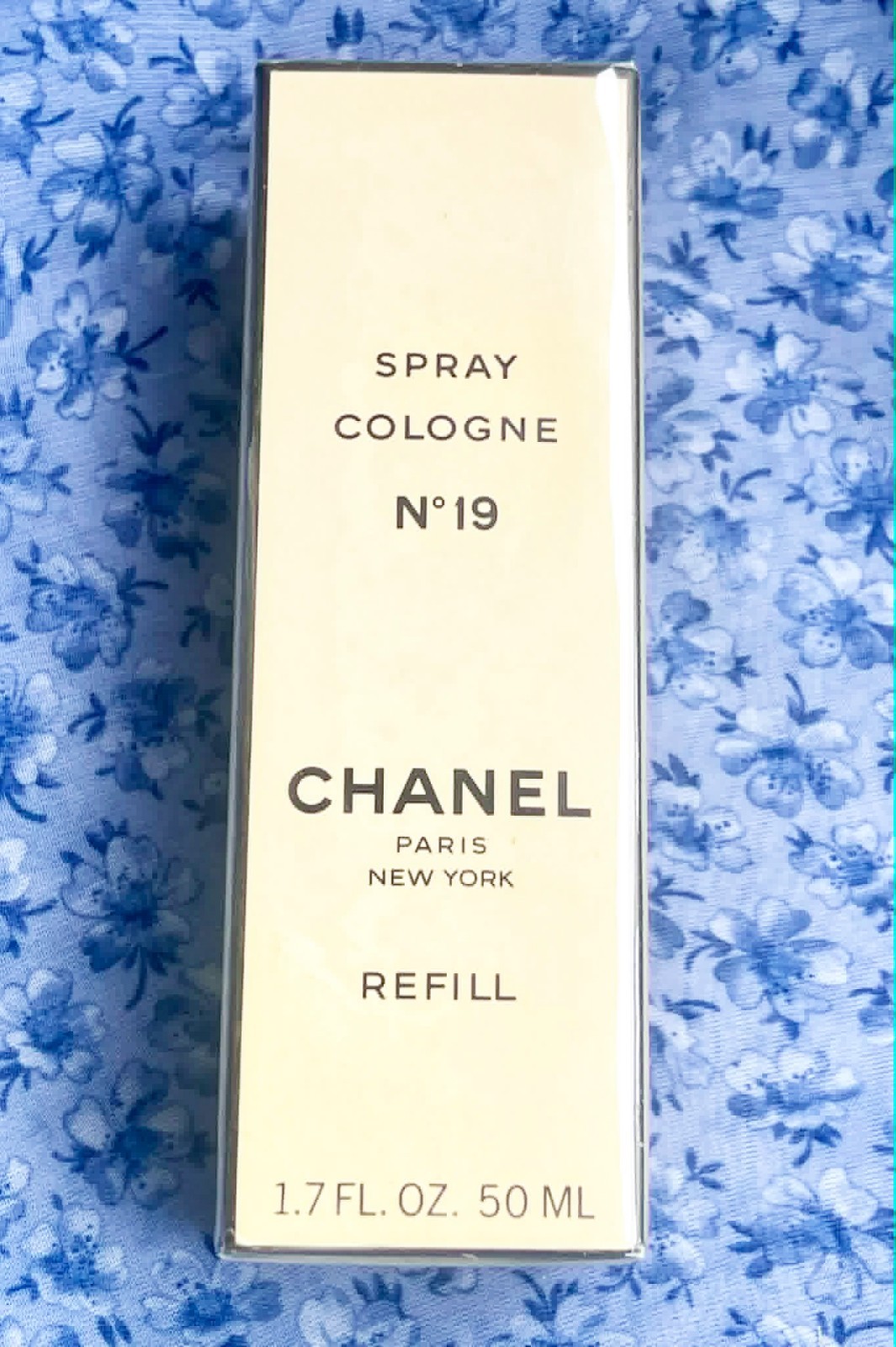 VTG Chanel No.19 Cologne Paris New York 1.7 Fl.Oz Refill