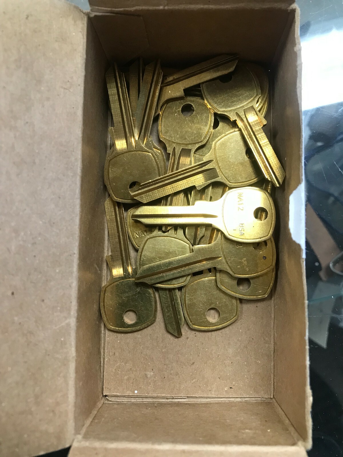 1   NA12 1069LB Key Blank brass  Made in  usa