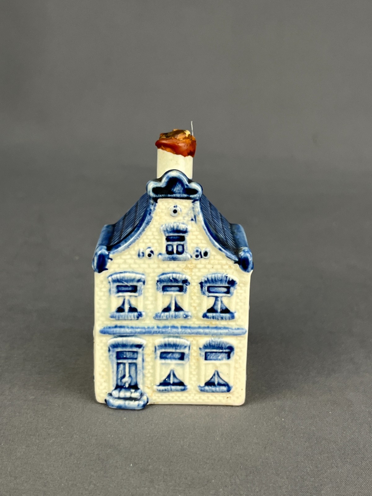 Vintage KLM Delft Blue Miniature 3