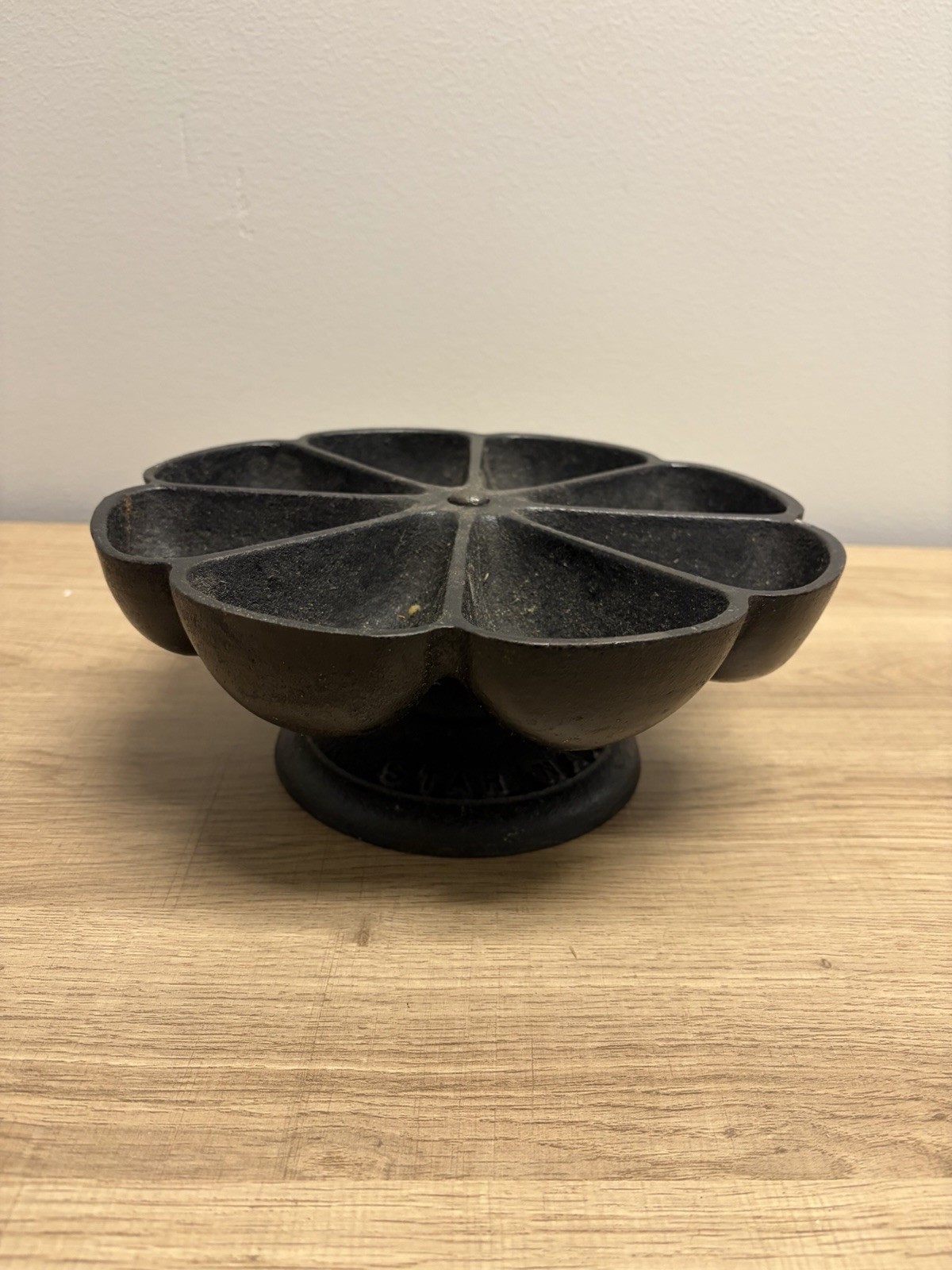 Antique Vintage Cast Iron Rotating Cobbler’s Nail Caddy Star Nail Cup Co.