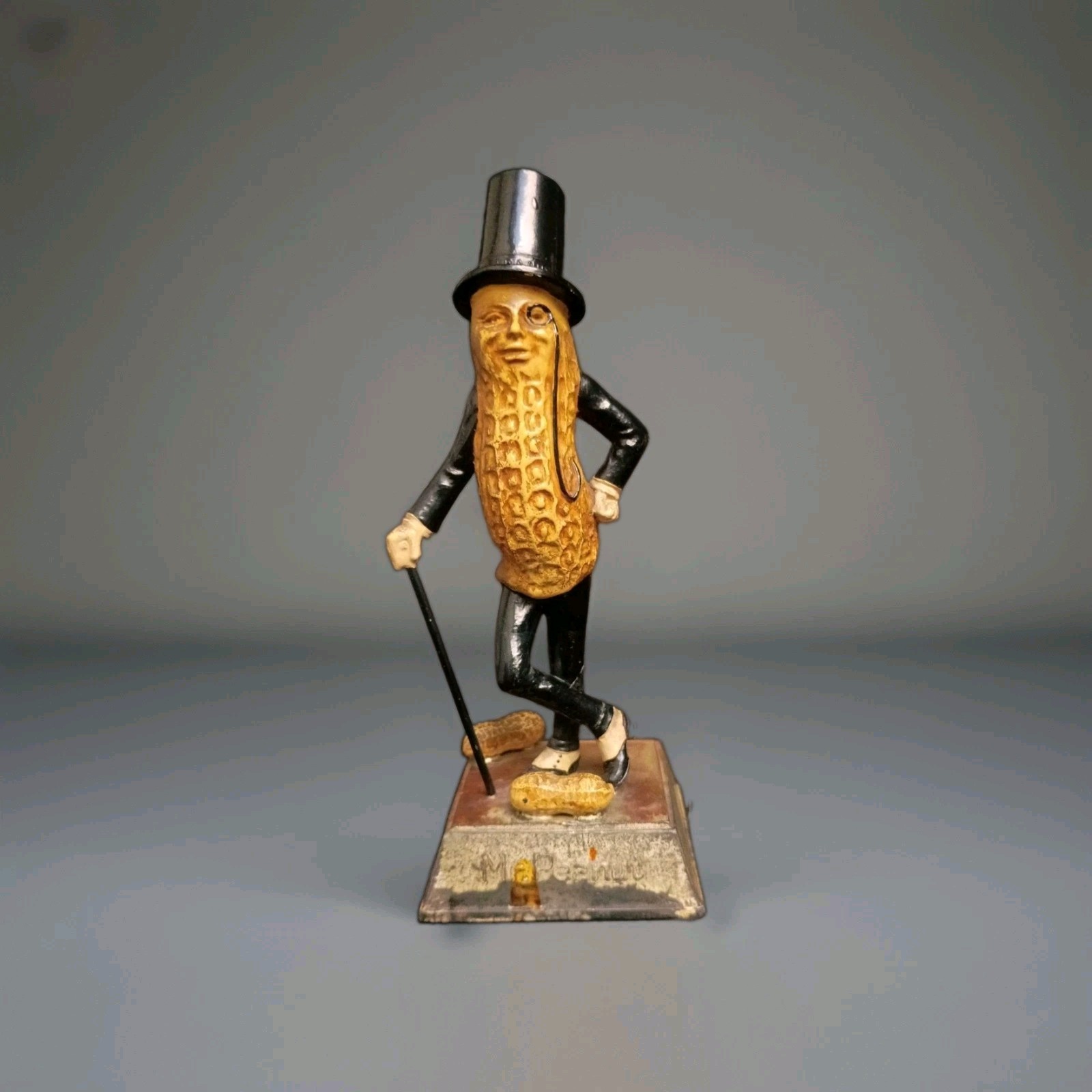 1930\'s Rare Mr. Peanut  7.5\