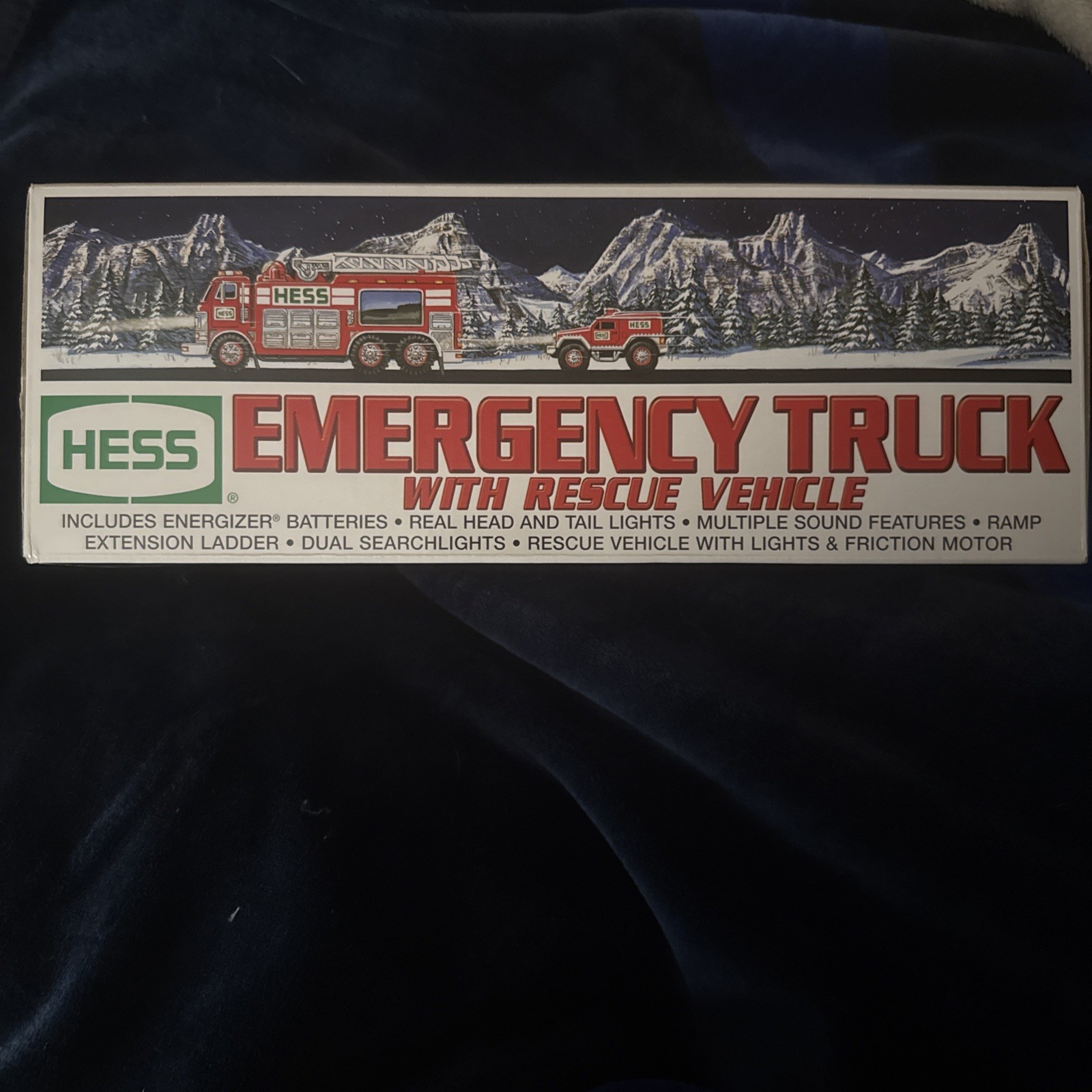 2005 Hess * Red Emergency Fire Truck with Rescue Vehicle * Brand New in Box