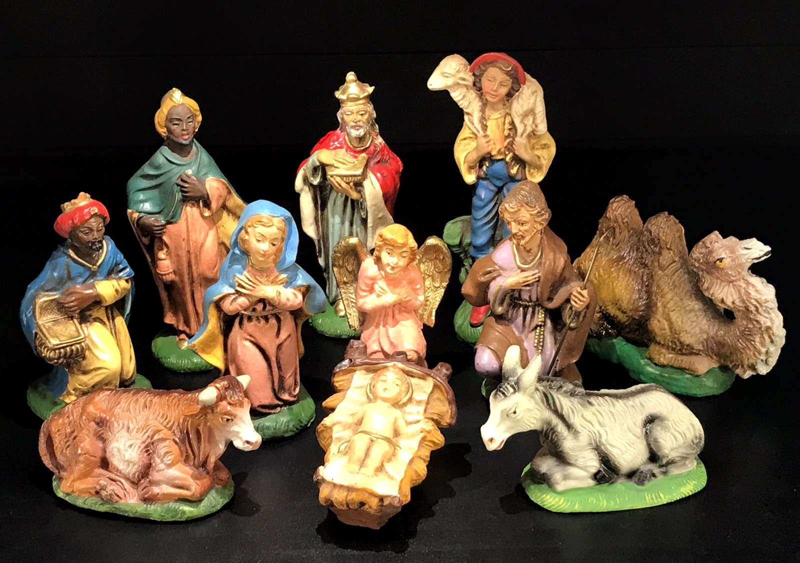 VINTAGE PLASTER NATIVITY ITALY 5\
