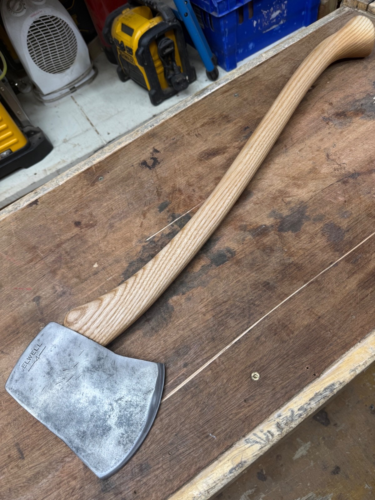 Vintage Elwell 4lb Axe Tasmanian Tassie Pattern