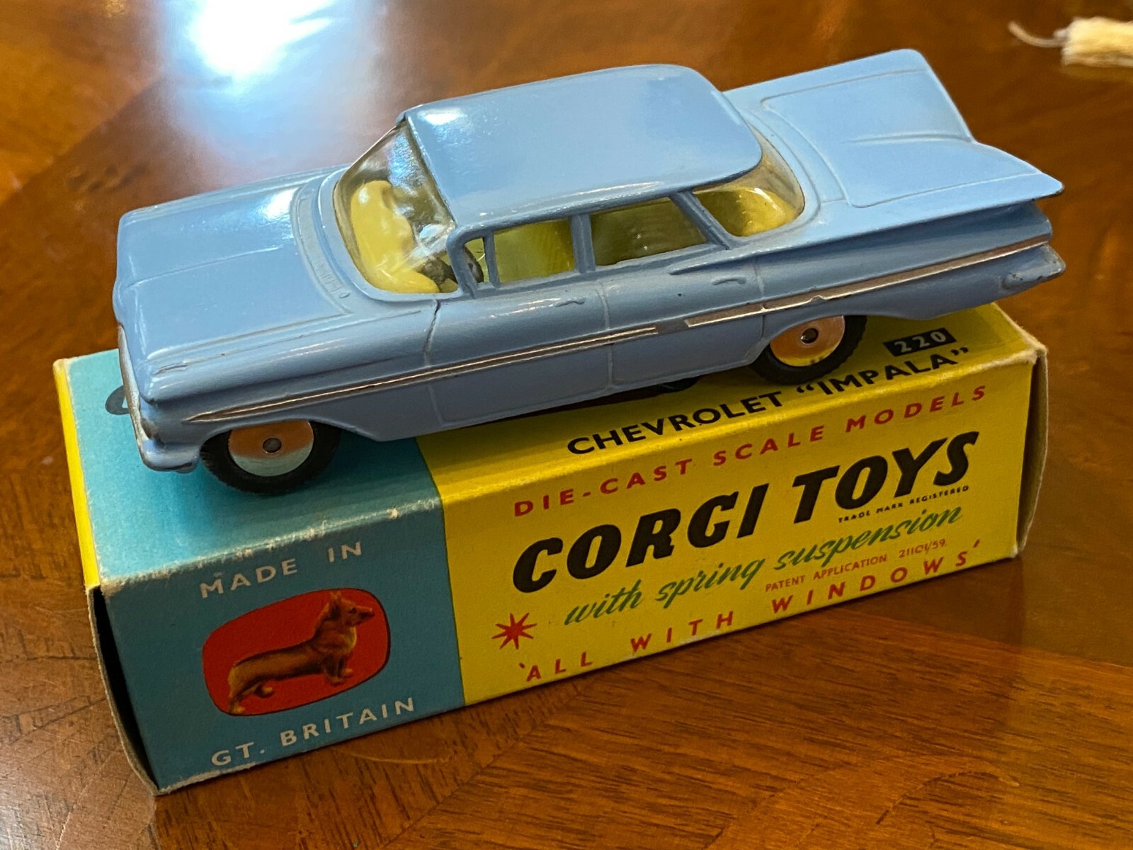 Vintage Corgi Toys | SUPER MIB | Chevrolet Impala Sedan | No. 220