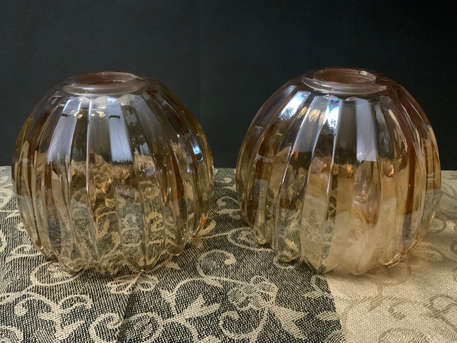 Small Amber Glass Tulip Lampshade 5\