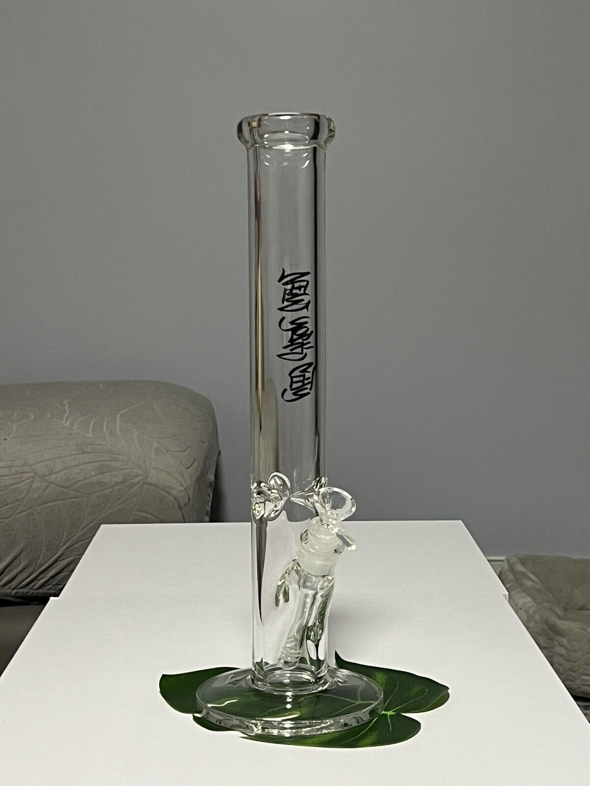 NYC's best glass bong- 16 inch water pipe Heavy Duty New York City Premier glass