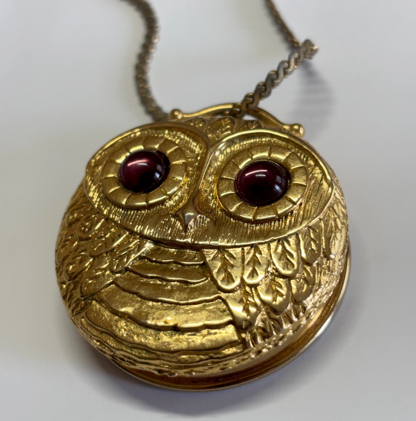 VINTAGE 1960s REVLON INTIMATE OWL COMPACT PERFUME, PENDANT, PILL BOX, GOLDTONE