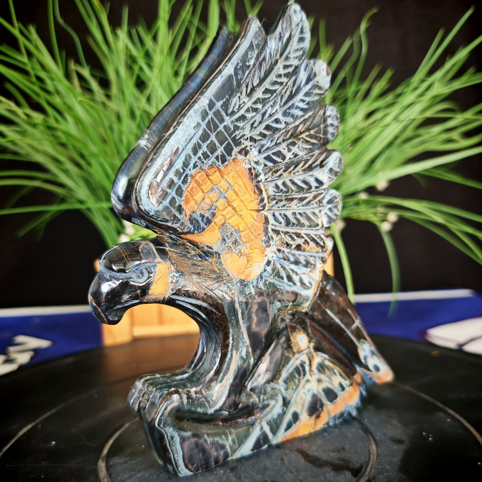 2.75LB Natural Crystal tiger-eye stone Carved Eagle Reiki healing gift