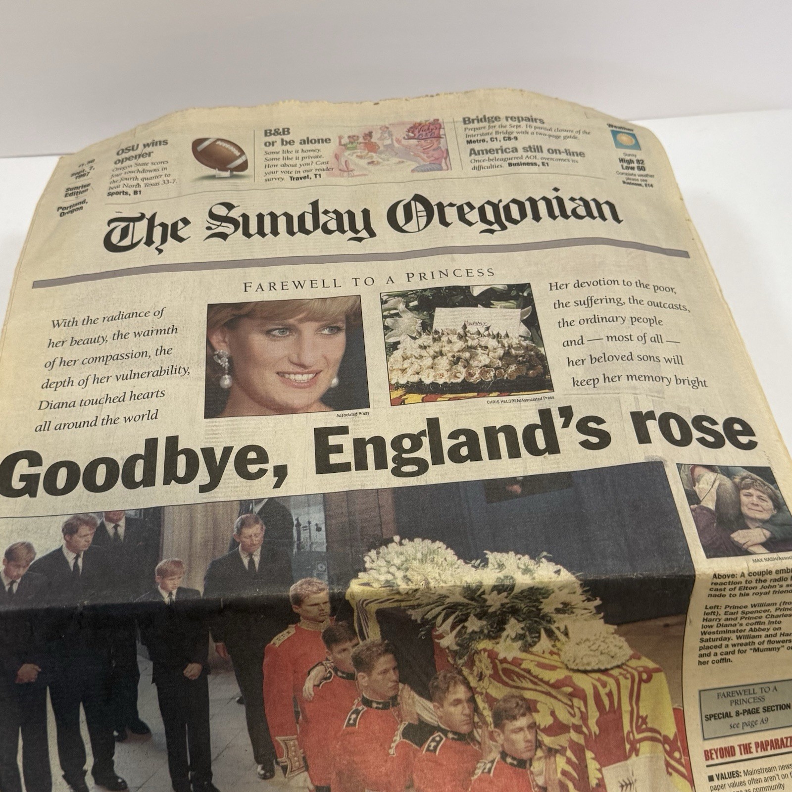 Vintage 1997 Sunday Oregonian Newspaper Princess Diana Funeral Sept 7 Edition