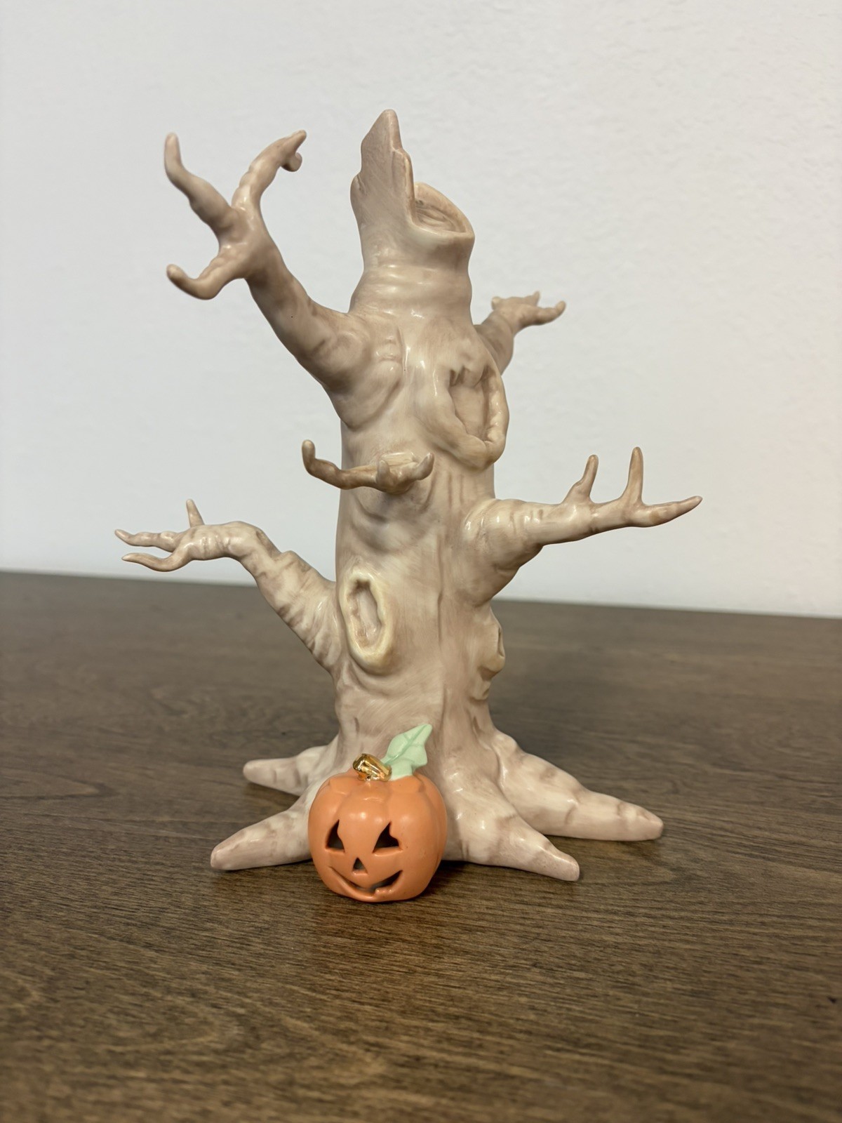 Rare Lenox Winnie The Pooh Trick Or Treat Tree Halloween Tree NO ORNAMENTS, READ