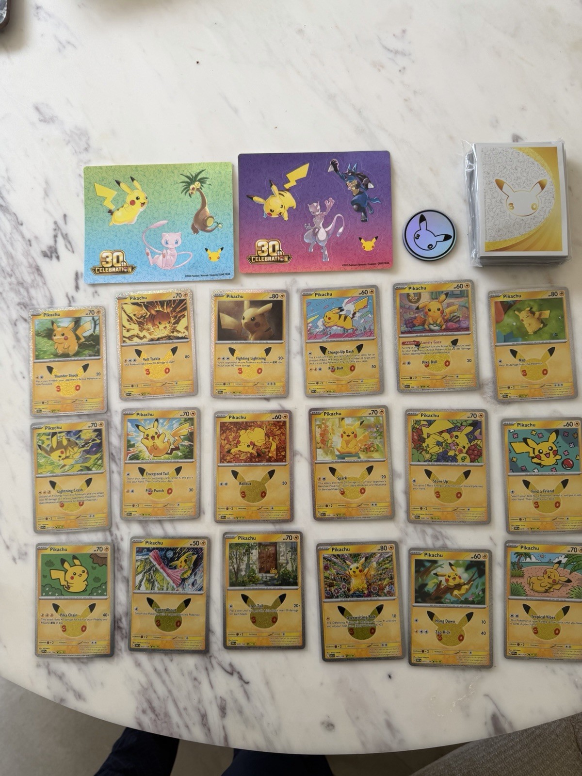 Pikachu Bundle 30th Anniversary Pokemon Cards X18 + stickers + Sealed ETB sleeve
