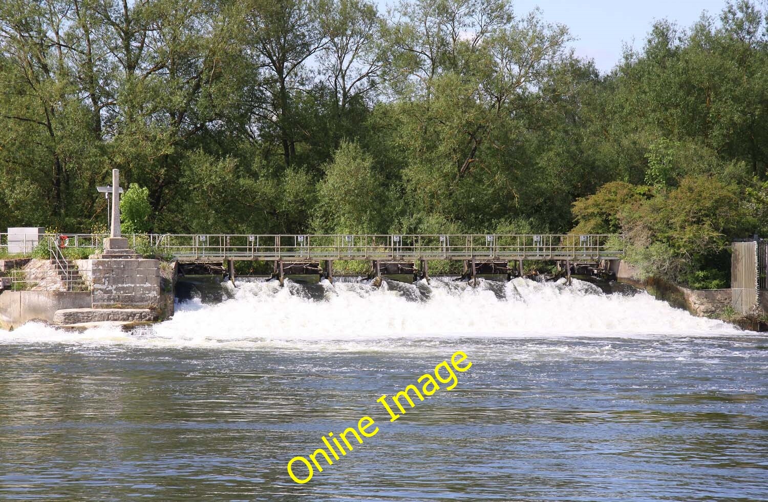 Photo 6x4 Sandford Lasher Little London\\/SP5201 The weir drops into Sandf c2012