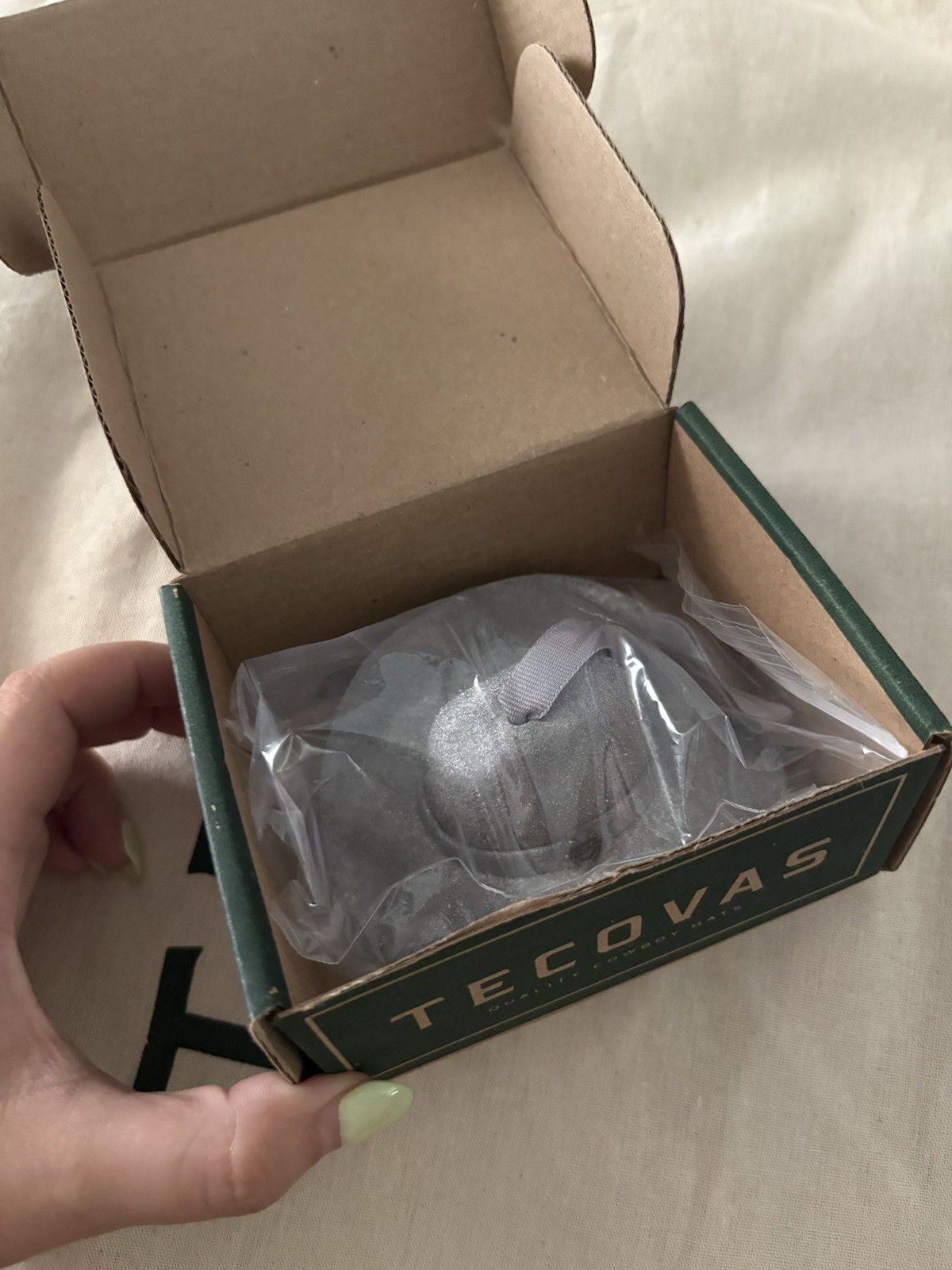 NIB (read) Tecovas Cowboy Hat Ornament Cattleman Silver Wool Western