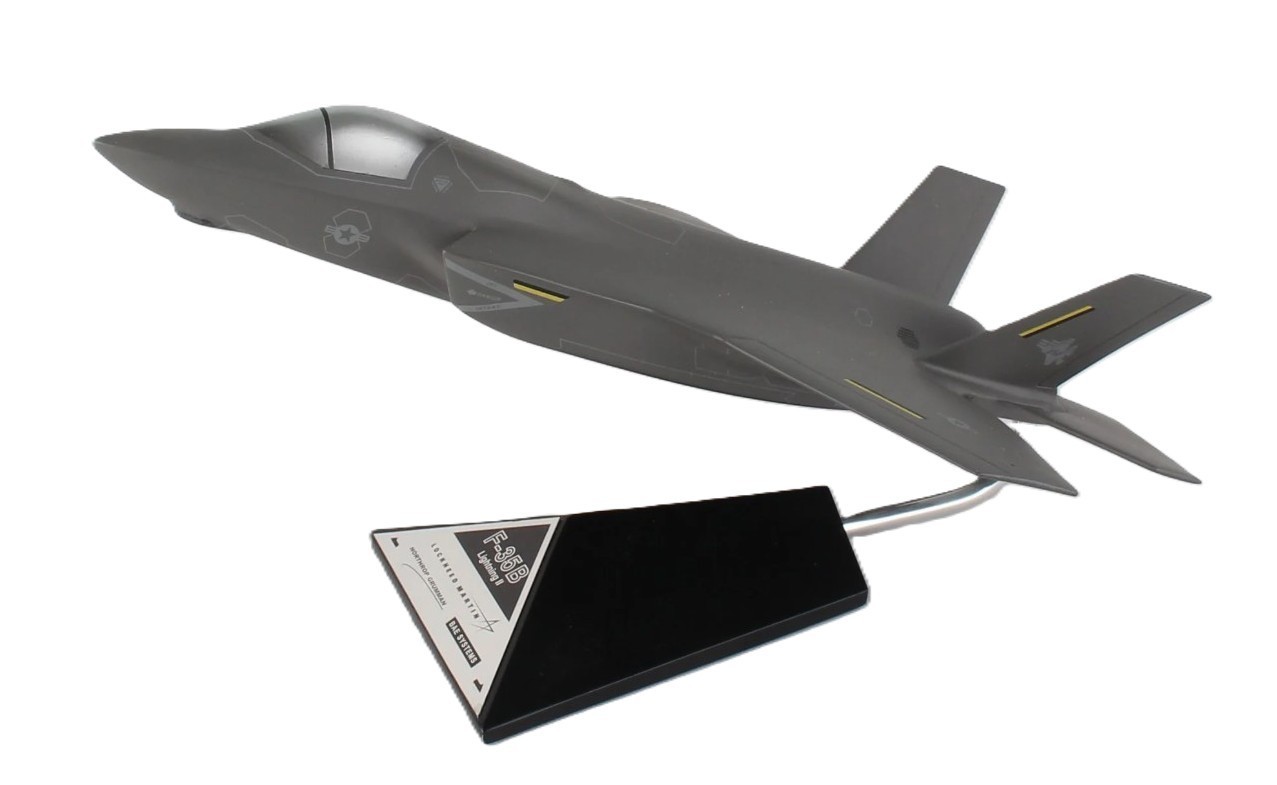 USMC Lockheed Martin F-35B Lightning II Fighter Desk Top Model 1/48 SC Airplane