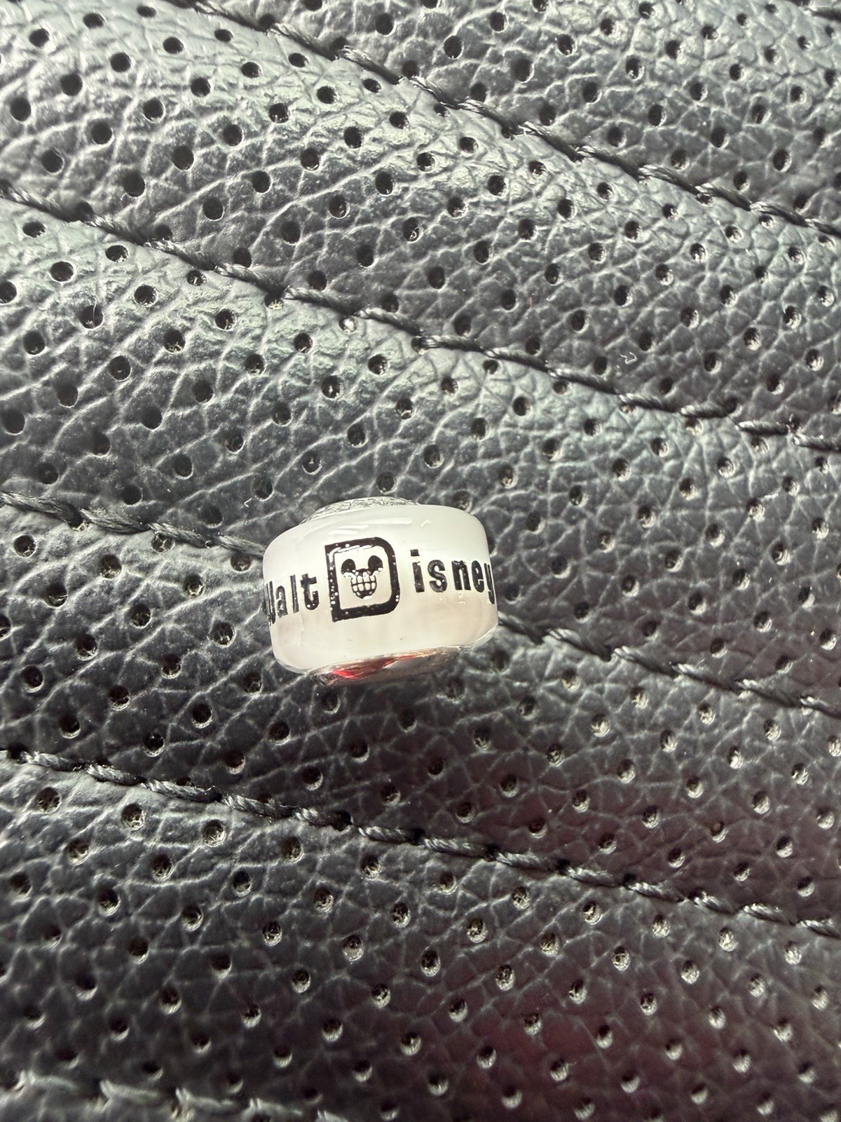 2026 Walt Disney World Parks Pandora White Murano Glass Charm Spacer New