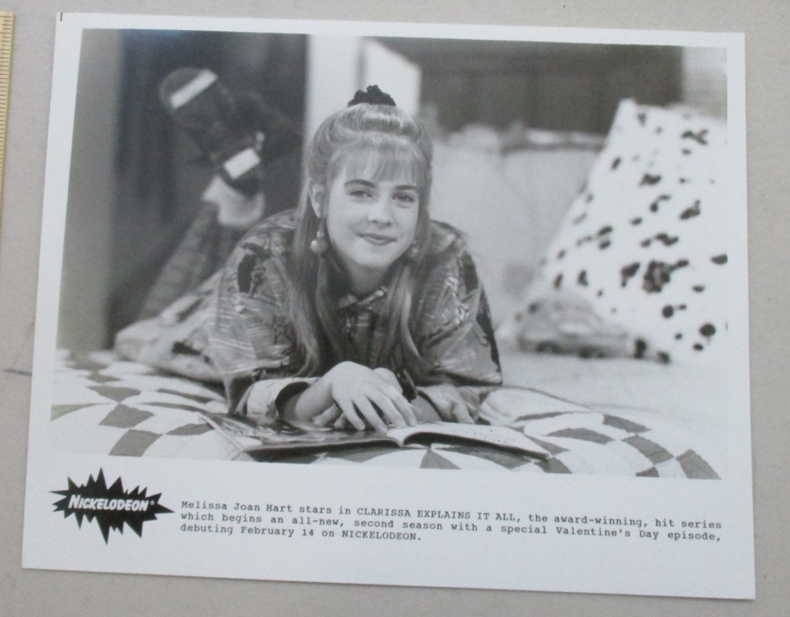 PRESS PROMO PHOTO TV SHOW CLARISSA EXPLAINS IT ALL MELISSA JOAN HART 8X10 Z365