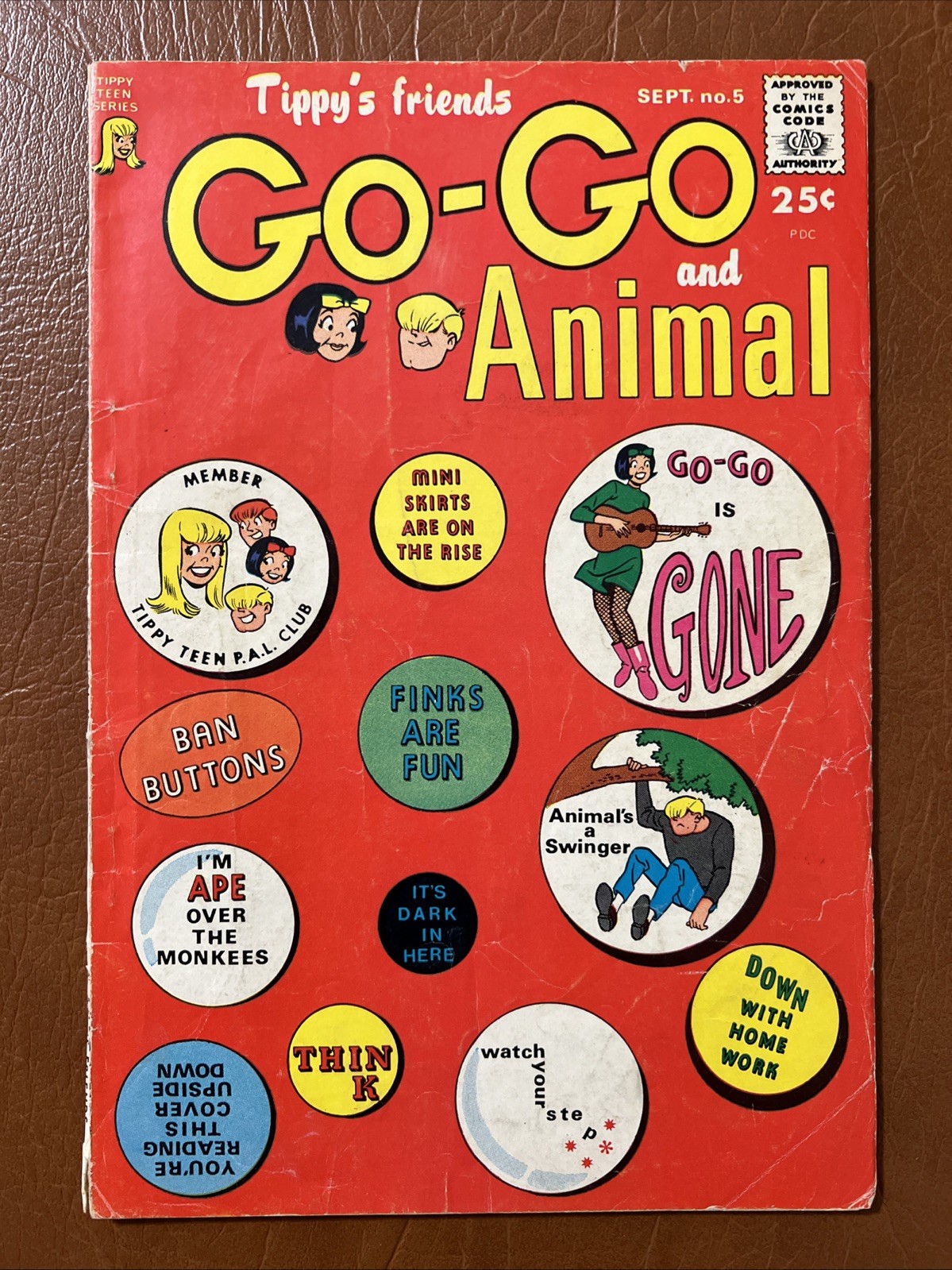 Exceptionally RARE Tippy's Friends Go-Go and Animal #5 Tower Comics 1967 $7 Ship