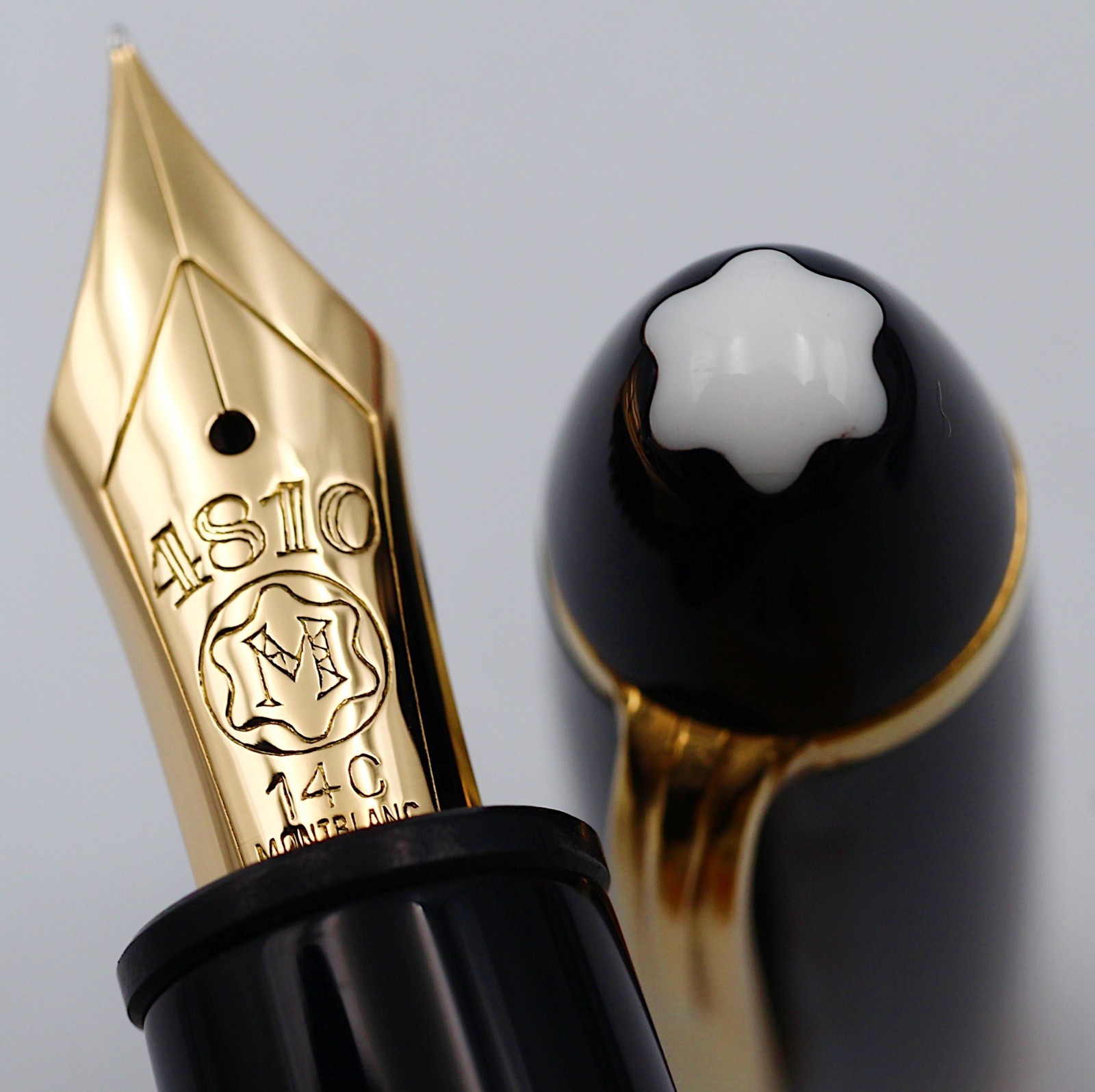 [Near mint] MONTBLANC Meisterstuck 146 70's Vintage Fountain Pen 14C 585 Nib F