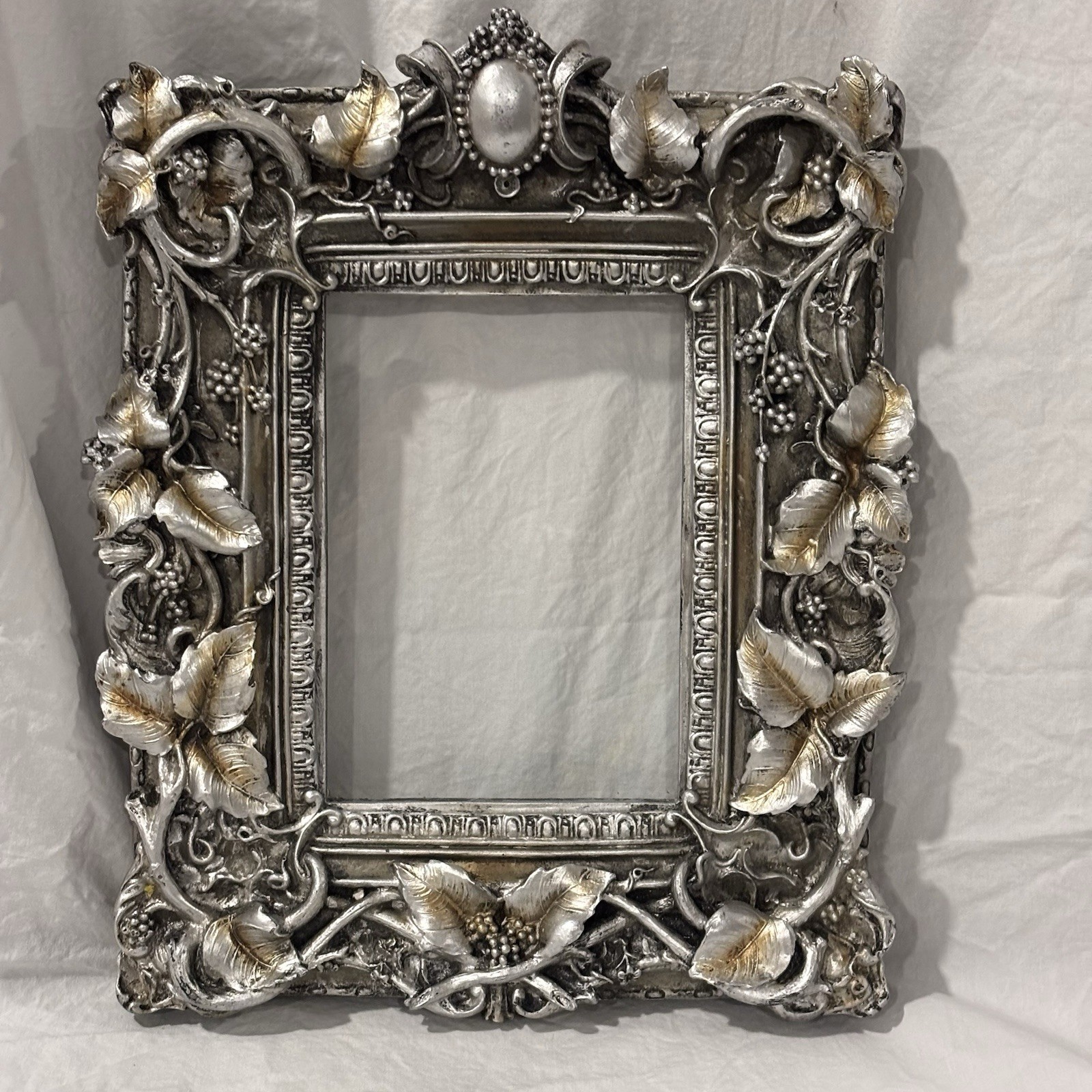 Ornate Baroque -Style Resin Floral Decorative Frame