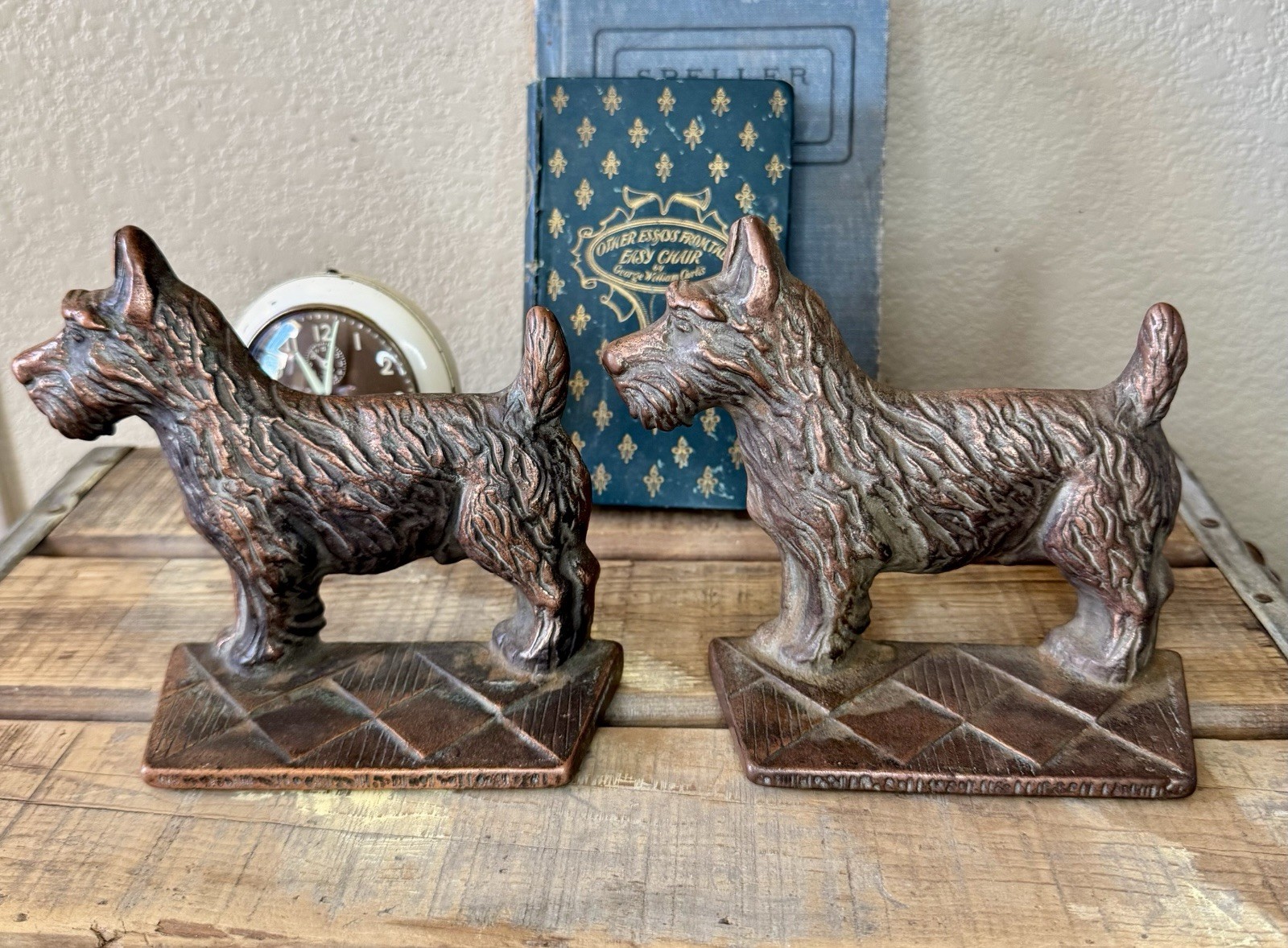 Antique Verona Pair Bookends Cast Iron Scottie Dog Bronze Gilt Finish Art Deco