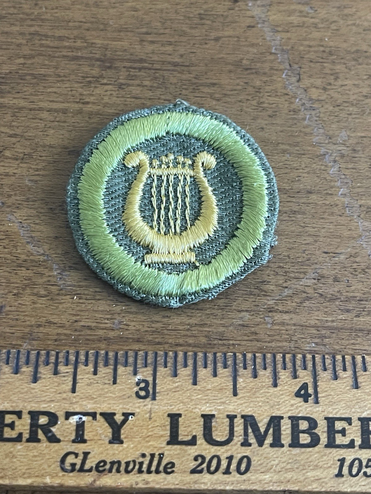 Music Harp Lyre Type E Khaki Green Crimped 1947-1960 Merit Badge, VTG Boy Scout