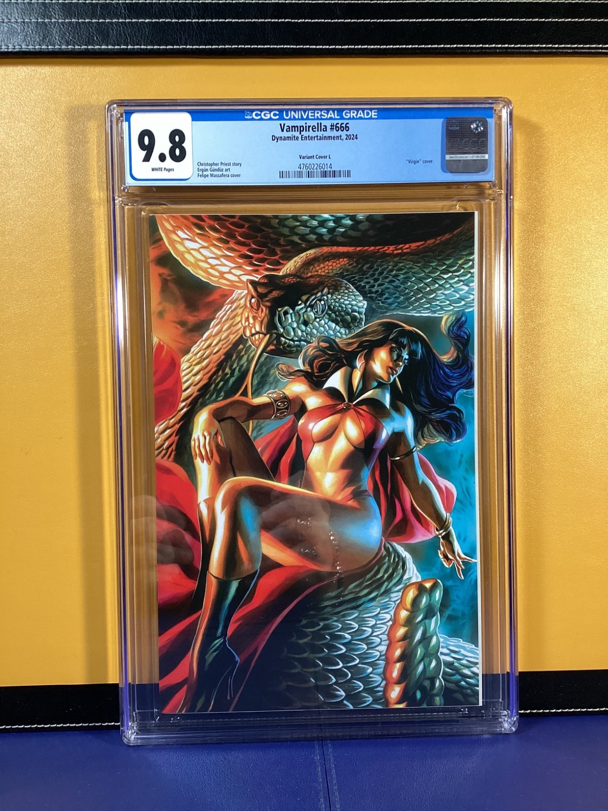 VAMPIRELLA #666L 1:15 CGC 9.8 VIRGIN VARIANT DYNAMITE CVR BY: FELIPE MASSAFERA
